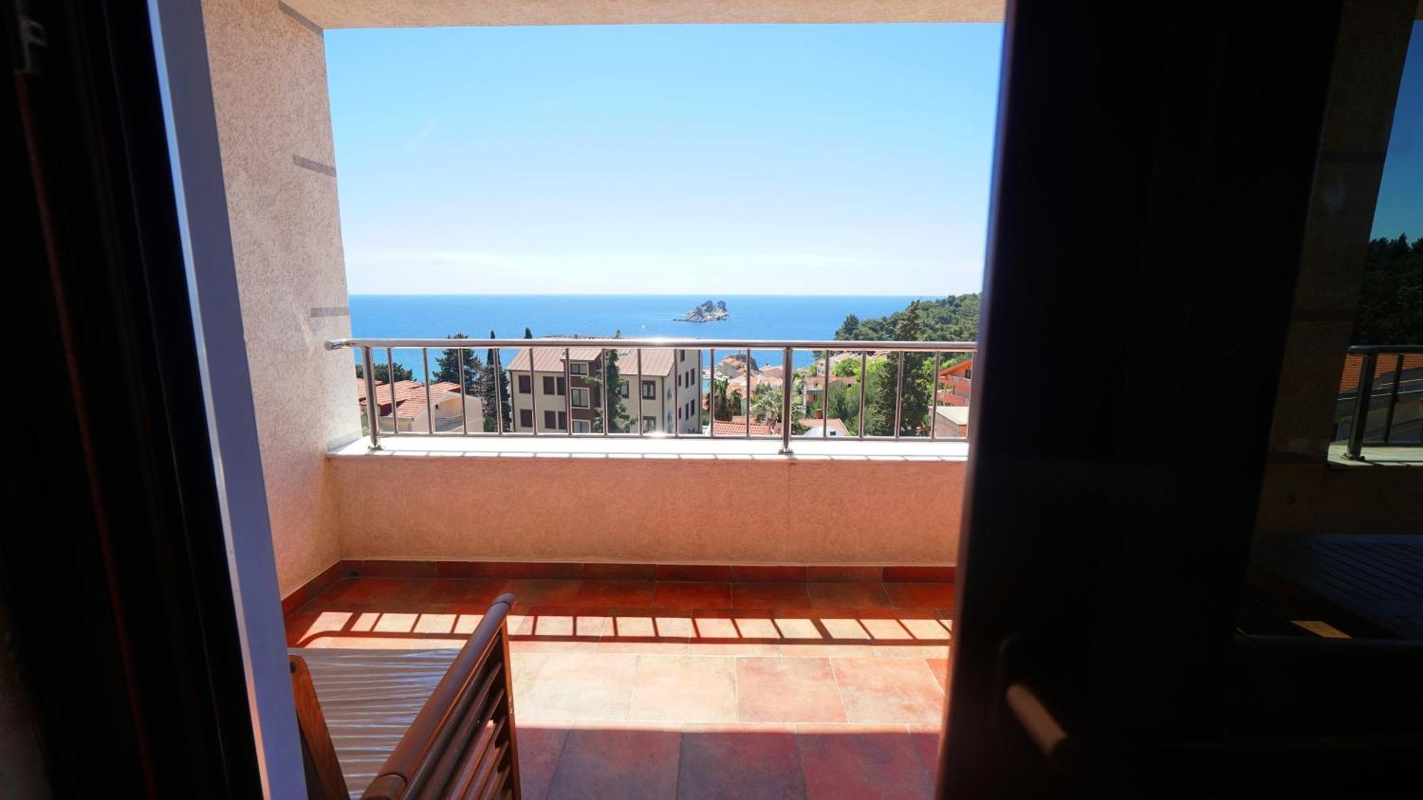 Medin Apartments Bluvista Petrovac Extérieur photo