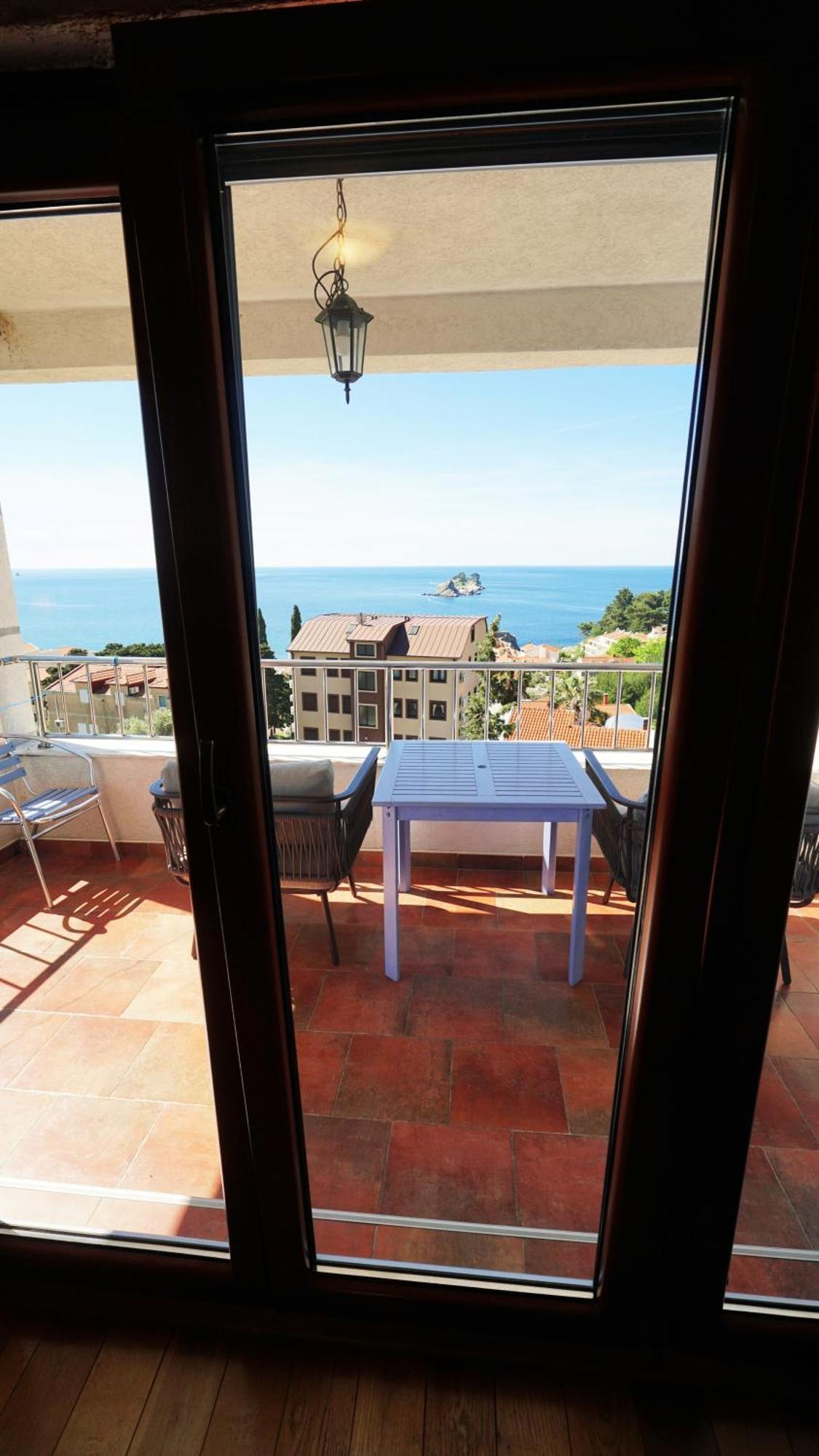 Medin Apartments Bluvista Petrovac Extérieur photo