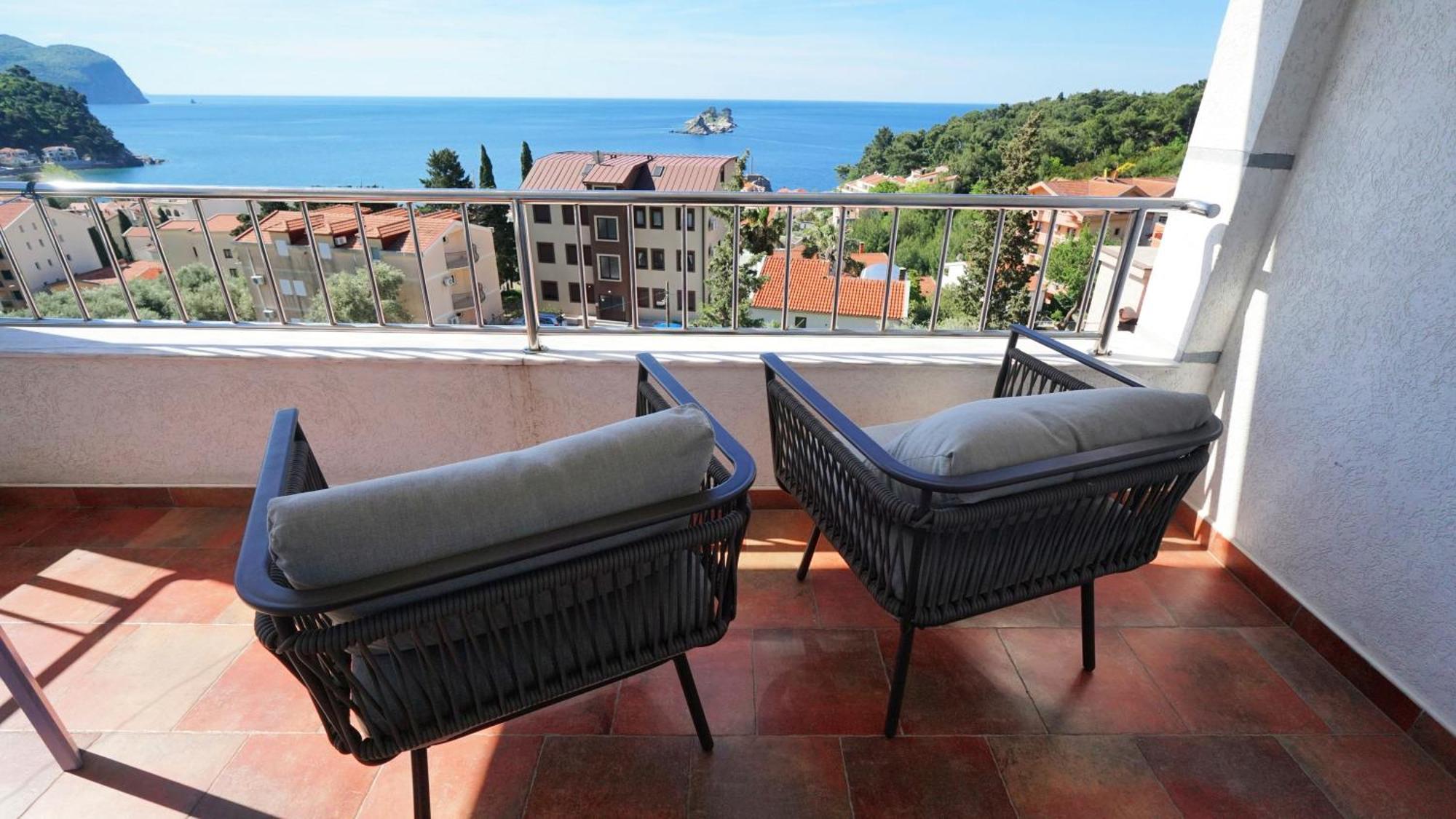 Medin Apartments Bluvista Petrovac Extérieur photo
