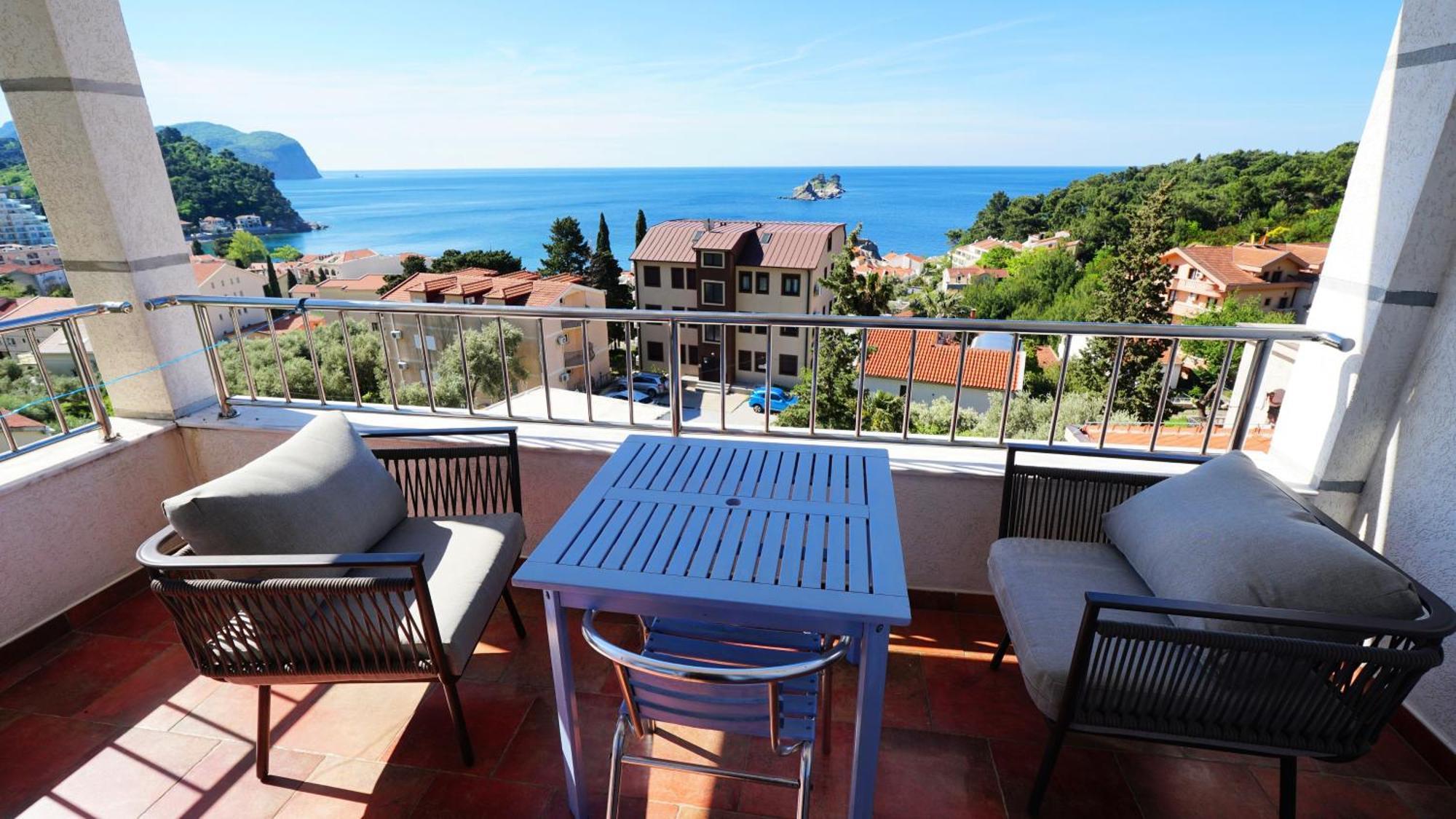 Medin Apartments Bluvista Petrovac Extérieur photo