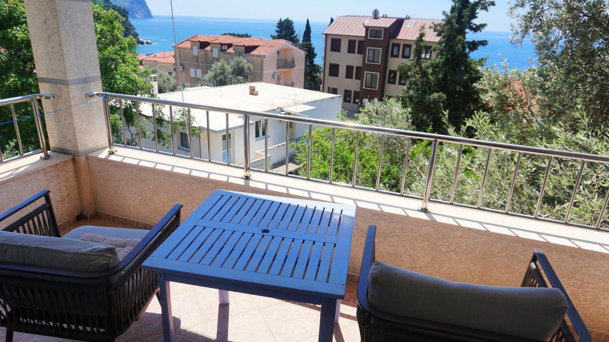 Medin Apartments Bluvista Petrovac Extérieur photo